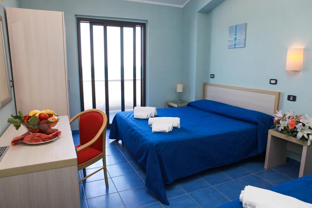 Hotel Club Esse Costa Dello Jonio Mandatoriccio Marina Exteriér fotografie