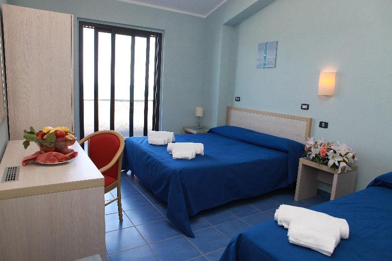 Hotel Club Esse Costa Dello Jonio Mandatoriccio Marina Exteriér fotografie